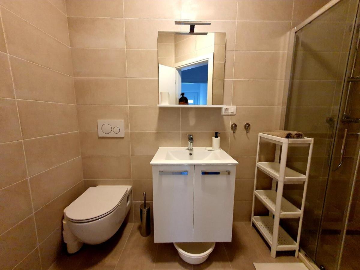 Apartmani M&S Sveta Nedelja  Esterno foto